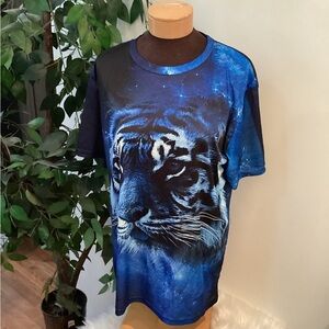 Unbranded short sleeve Crewneck tee fierce tiger theme men’s size XXL